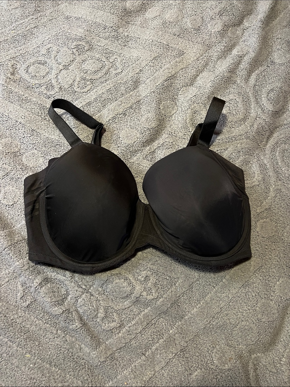 Black Women's T-Shirt Bra - Classic Smooth Coverage